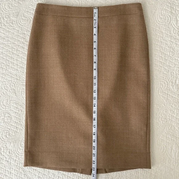 J. Crew Women’s Tan Double Serge Wool No. 2 Pencil Skirt Size 4 - Picture 7 of 13